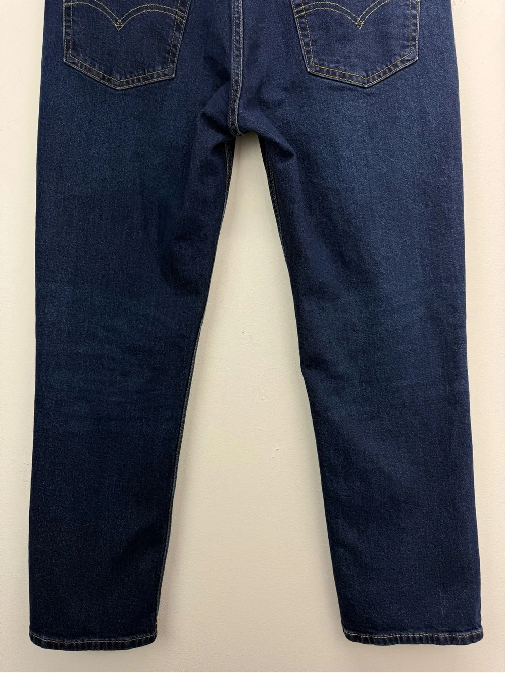 Levi’s 514 size 34x30 Men’s Blue Denim Straight Fit Jeans
